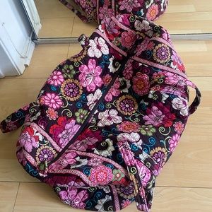 COPY - Vera Bradley Duffel bag